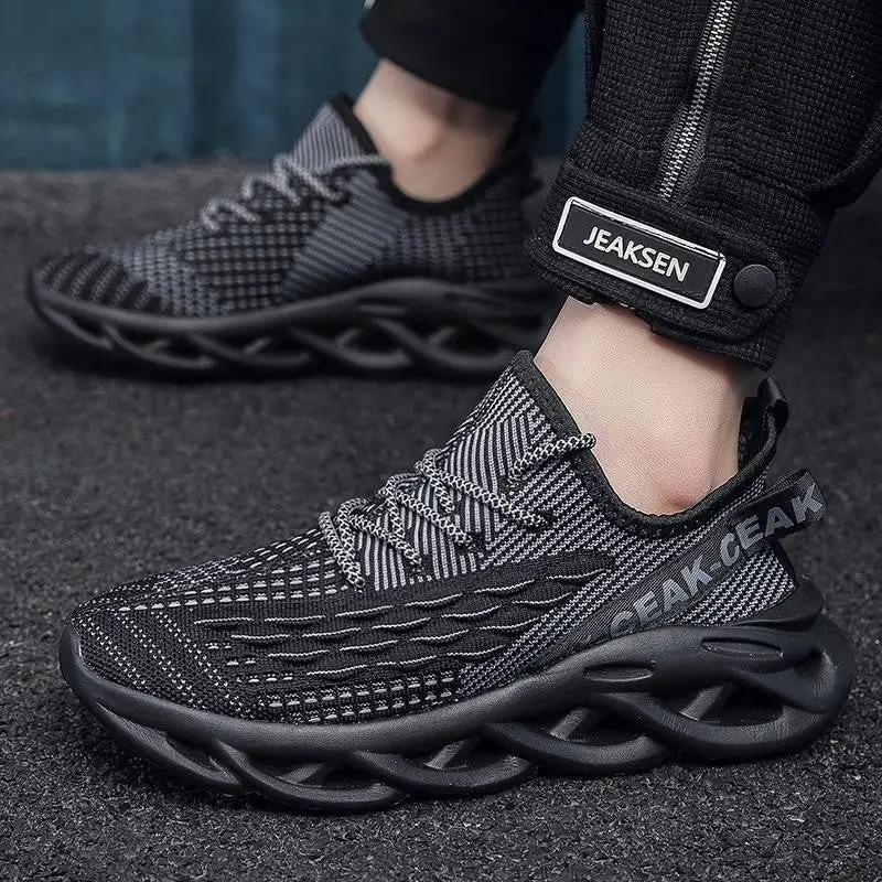 Flyknit mesh shoes for men lightweight and casual trendy shoes by Oz-Direct.com