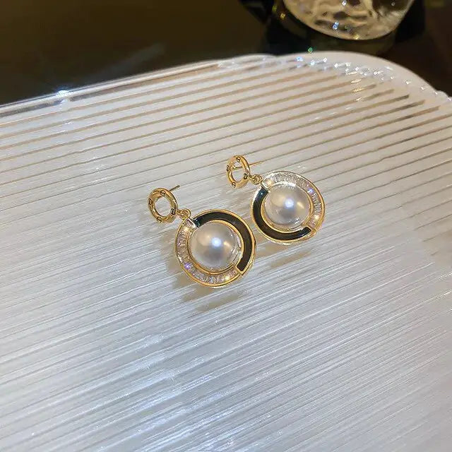 Winter Color Crystal Earrings by Oz-Direct.com
