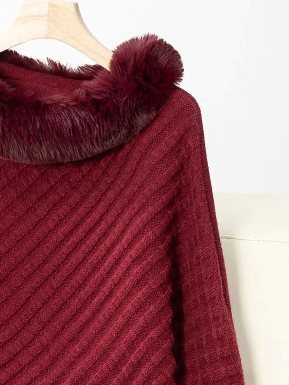Fuzzy Trim Texture Three-Quarter Sleeve Poncho by Oz-Direct.com