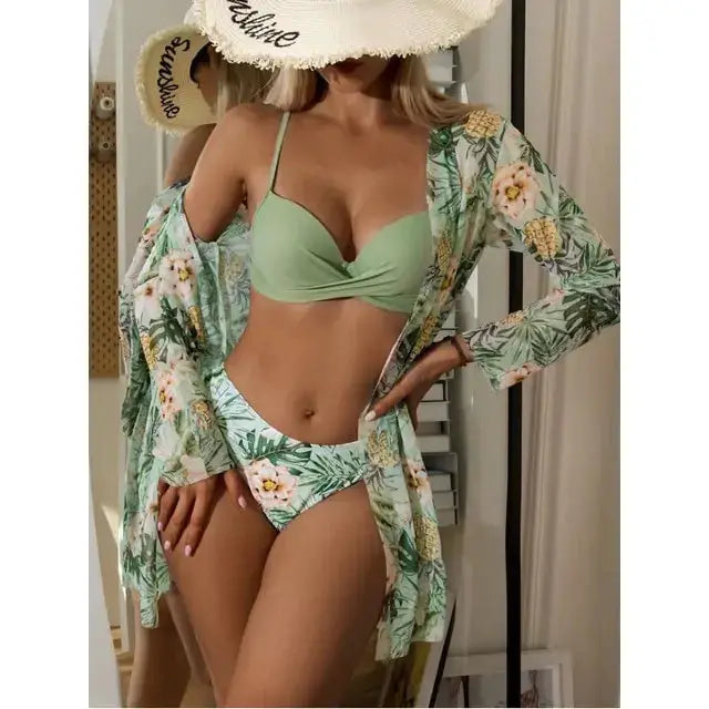 Beach Wear Set by Oz-Direct.com