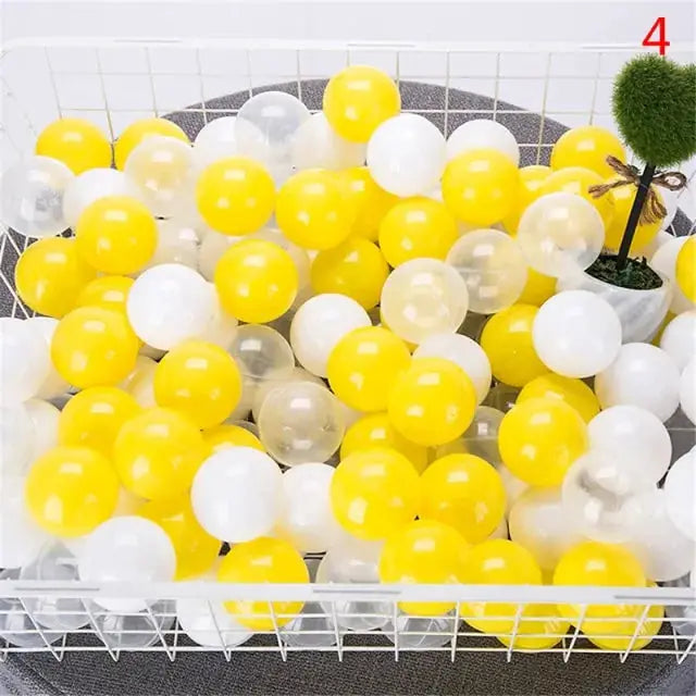 Colorful Plastic Balls Toys by Oz-Direct.com