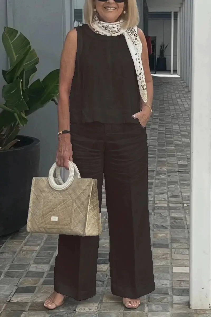 Cotton and Linen Sleeveless Suit by Oz-Direct.com