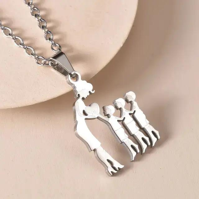 Family Silver Necklaces by Oz-Direct.com