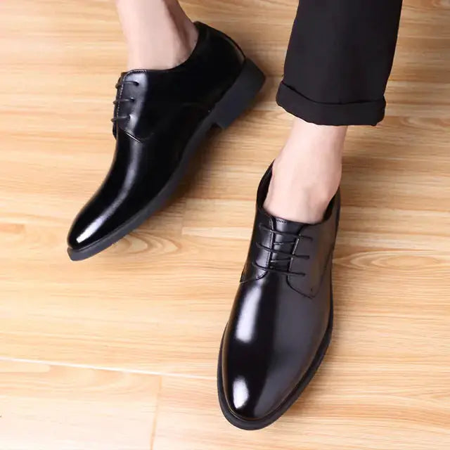 Thick-soled Laced Up Mens Shoes by Oz-Direct.com
