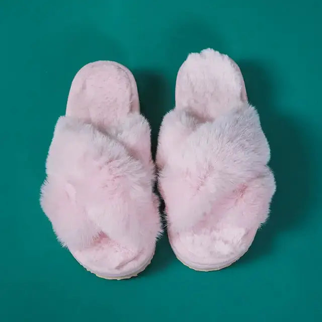 Cuddly Slippers by Oz-Direct.com