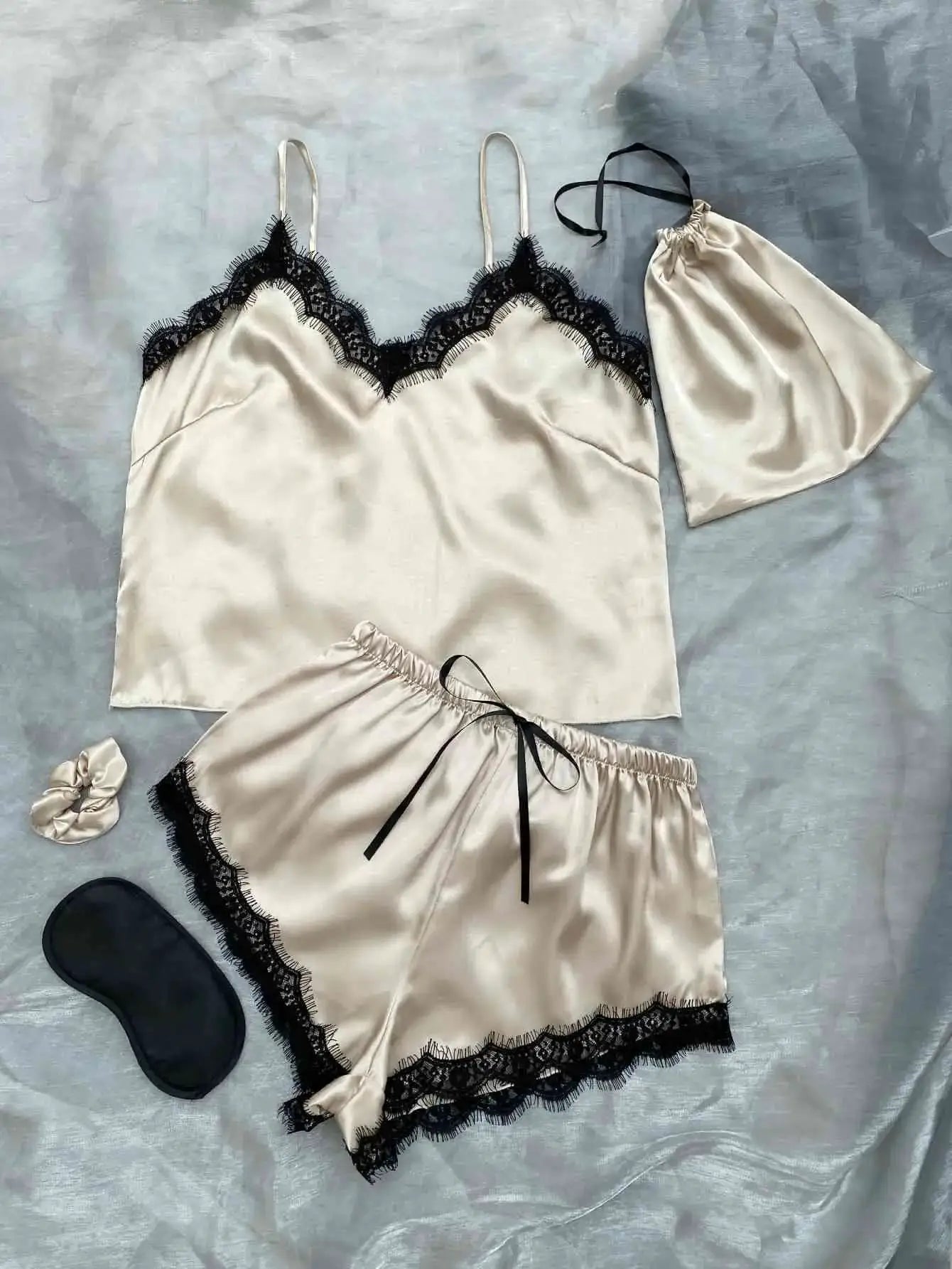 Lace Dreams Pajama Set by Oz-Direct.com