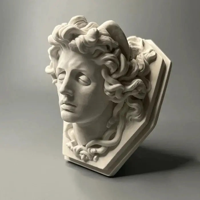 Decorative Medusa Sculpture by Oz-Direct.com