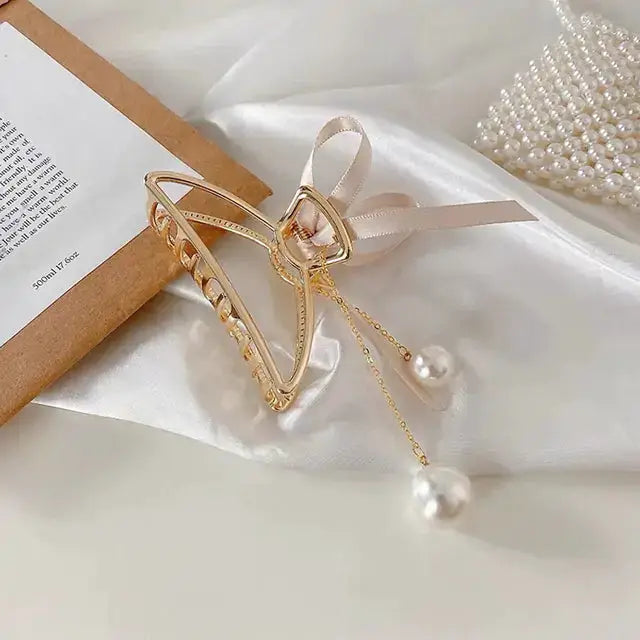 Butterfly Hair Clip by Oz-Direct.com
