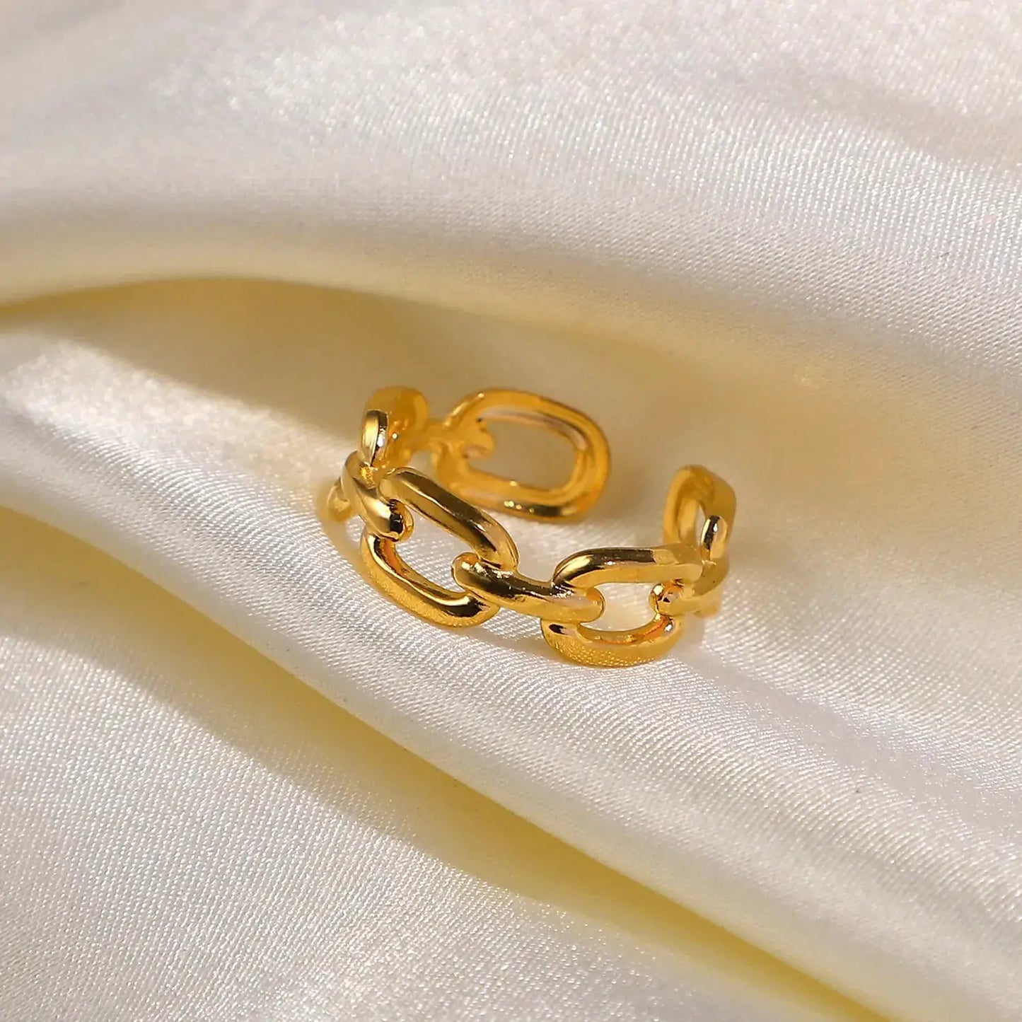 Twisted Link Chain Open Rings by Oz-Direct.com