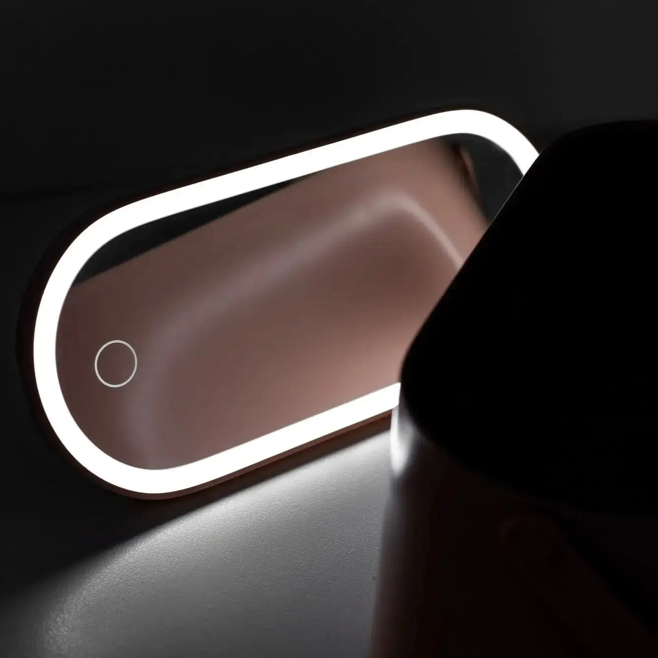 LED Makeup Case by Oz-Direct.com