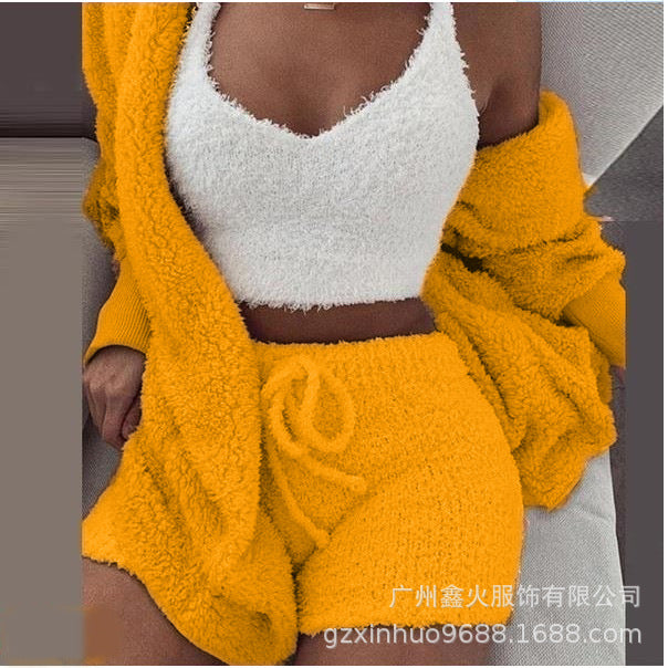 Women's clothing, winter plush home wear, casual 3Pcs pajamas long sleeved shorts sports set